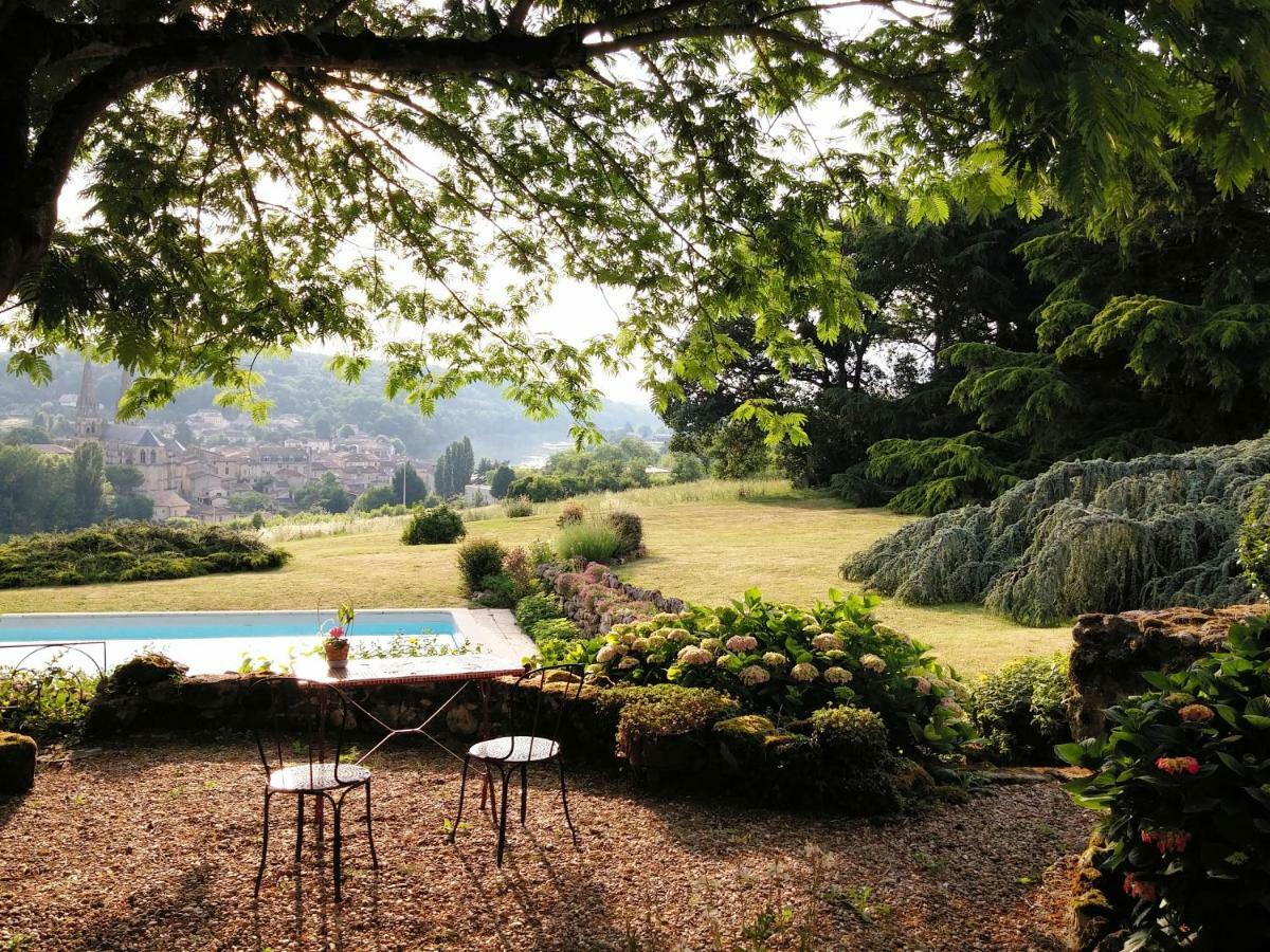 Les 4 Elements St Emilion Bed & Breakfast Branne  Bagian luar foto