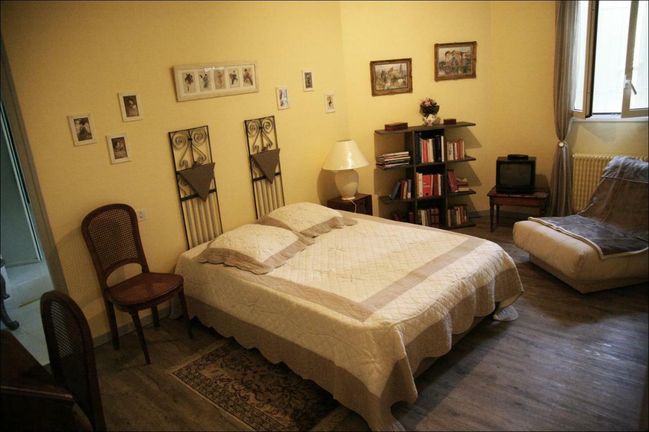 Les 4 Elements St Emilion Bed & Breakfast Branne  Bagian luar foto